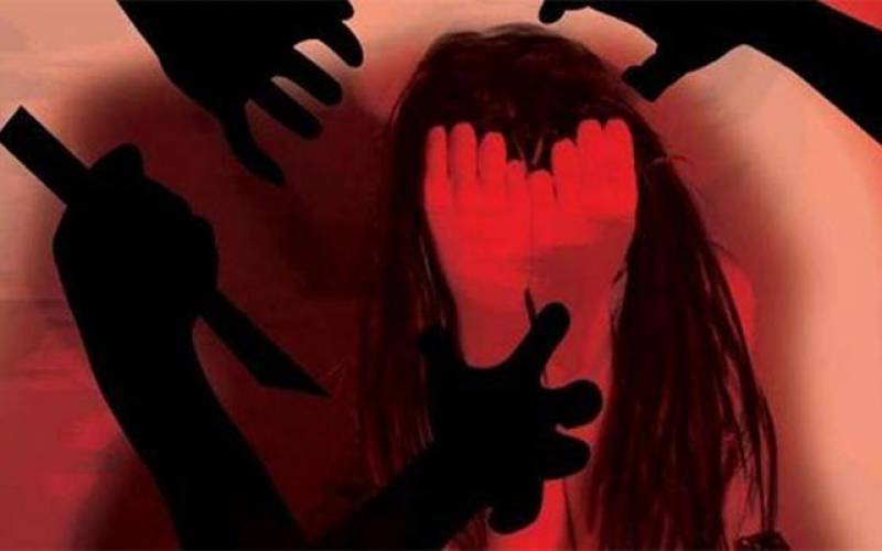 گداگر خاتون سے اجتماعی زیادتی، فائل فوٹو
