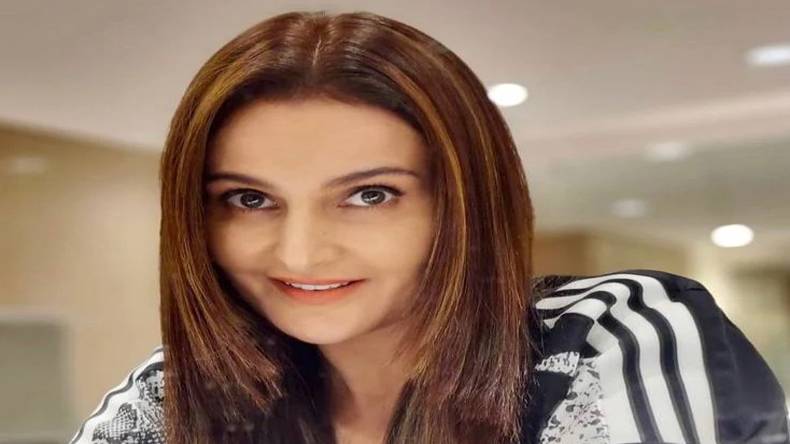 بالی ووڈ، اداکارہ، مونیکا، بیدی