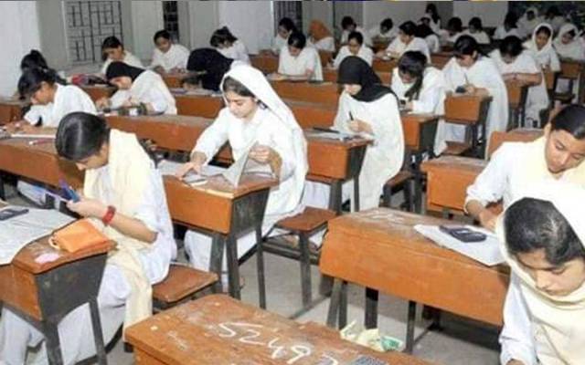 رواں سال، سکولوں، سالانہ امتحانات، مارچ کی بجائے