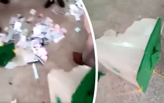 تحصیل کرک، خواتین ،پولنگ  سٹیشنز ،دبلی لواغر اور شگی لواغر، بیلٹ باکس، آگ
