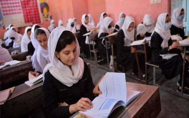 افغان وزارت تعلیم، ہزاروں طالبات کی سنی گئی
