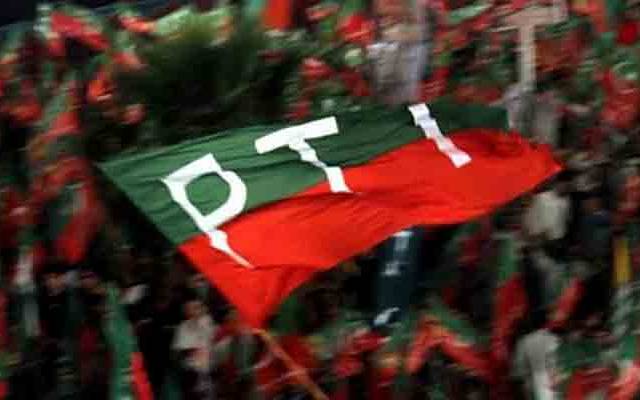 تحریک انصاف ، بڑا چھٹکا