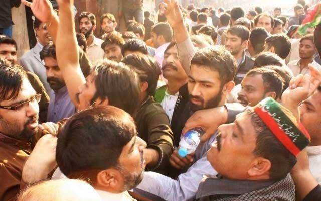 راولپنڈی، پی ٹی آئی، ن لیگ، گروپوں میں تصادم، چھریاں چل گئیں، لیگی عہدیدار، ہسپتال منتقل،