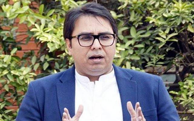 شہباز گل کے پاس غیر اخلاقی ویڈیوز کس نے بھیجی۔ خود ہی بتا دیا