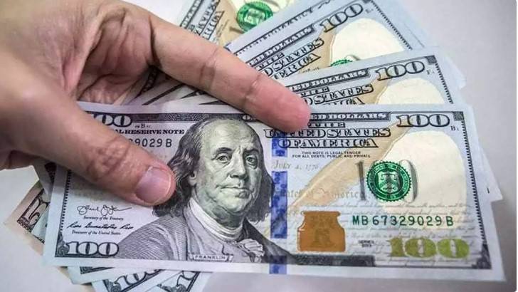 انٹر بینک میں ڈالر کی قدر میں اتار چڑھاؤ کا سلسلہ جاری ۔۔۔کمی کے بعد 46 پیسے اضافہ