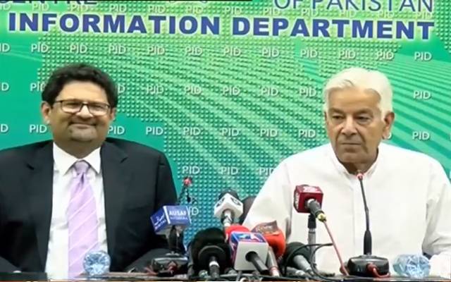 وزیر دفاع خواجہ آصف، عمران خان، پرویز الٰہی، پنجاب، سب سے بڑا ڈاکو کہا،
