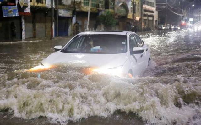 کراچی میں موسلادھار بارشیں 