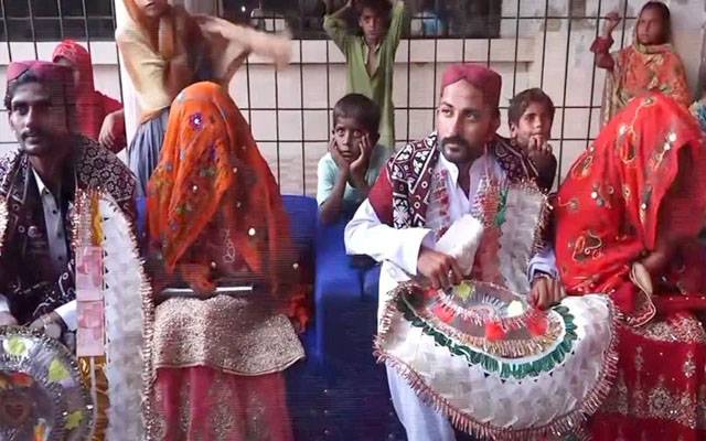 دکھ خوشیوں میں تبدیل,سیلاب کے ریلیف کیمپ میں شادی