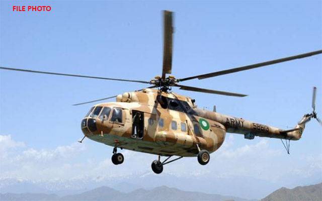 پاک فوج ہیلی کاپٹرز کی 17 پروازیں، سیلاب میں پھنسے 90 افراد کو نکالا