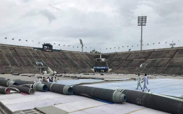 پی ٹی آئی جلسے کے لیے اکھاڑا گیا ملک کا واحد انٹرنیشنل آسٹروٹرف تاحال نہ بچھایا جاسکا