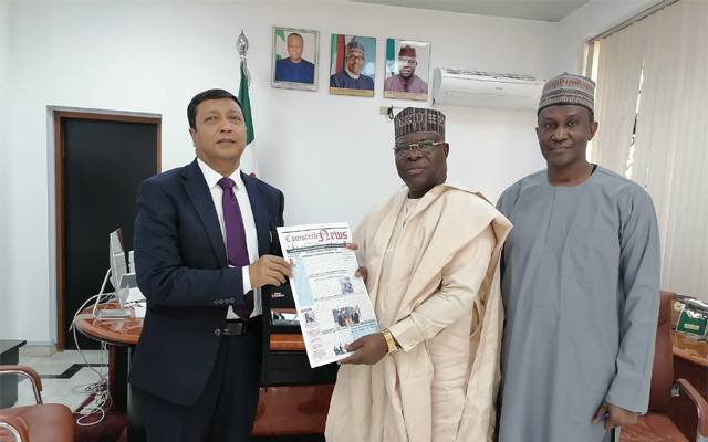  29 ستمبر میں اسلاآباد میں او آئی سی کی قائم کردہ کمیٹی کامزٹیک نے نائیجیریا-کامزٹیک کے سائنس  اور ٹیکنالوجی پروگرامز کا انعقاد کیا، جس میں سینئیر سفارت کا بھی شامل تھے۔ 