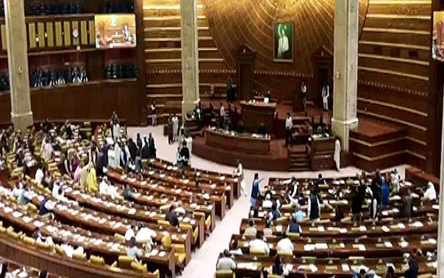 پنجاب اسمبلی، امریکی صدر، جوہری پروگرام، متنازعہ بیان، قرارداد منظور، 