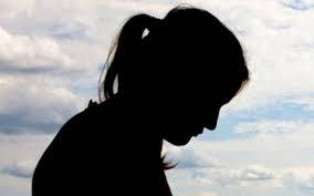 بوائے فرینڈ,لڑکی,10 افراد, اجتماعی زیادتی,پولیس,بھارتی میڈیا
