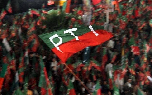 لانگ مارچ،تحریک انصاف کوایک اور بڑا دھچکا لگ گیا