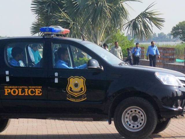 اسلام آباد: پولیس کا نجی ہاؤسنگ سوسائٹی کے مالک چودھری مجید کے گھر چھاپہ
