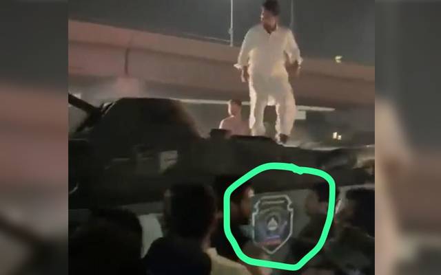 پشاور، پی ٹی آئی کارکنوں، ٹینک، احتجاج، حقیقت،