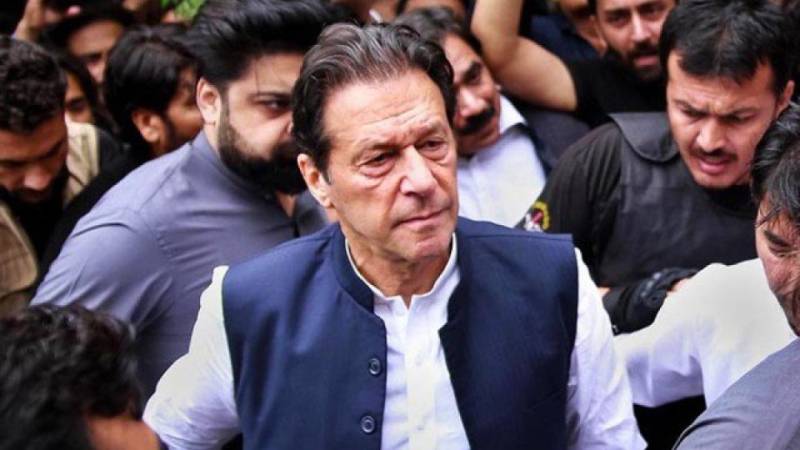 توہین عدالت کیس: عمران خان کی جانب سے سماعت ملتوی کرنے کی استدعا