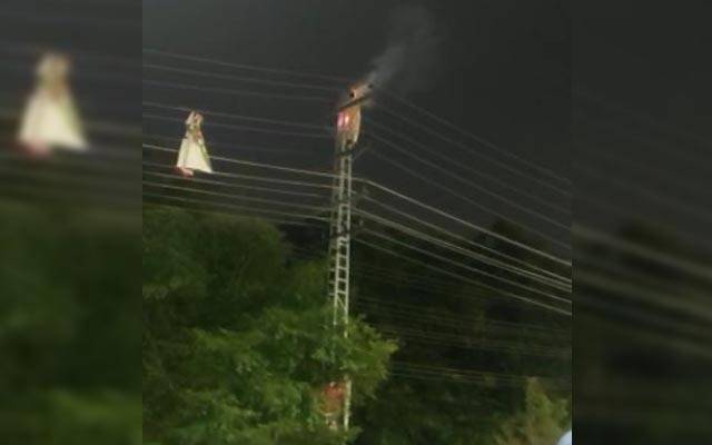 راولپنڈی , پی ٹی آئی,مظاہرہ،, بجلی, کھمبے,خود کشی