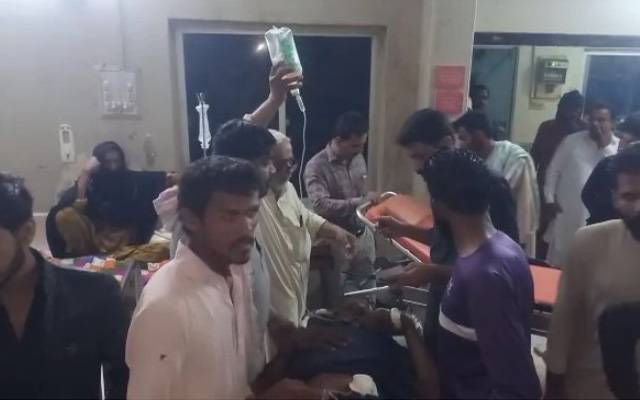 لاڑکانہ ، تحصیل ڈوکری کے علاقے میں زمین کے تنازع پر دو گرپوں میں تصادم، 6افراد زخمی