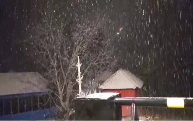 مالم جبہ میں موسم سرما کی پہلی برفباری ،شمالی علاقہ جات میں بارشیں