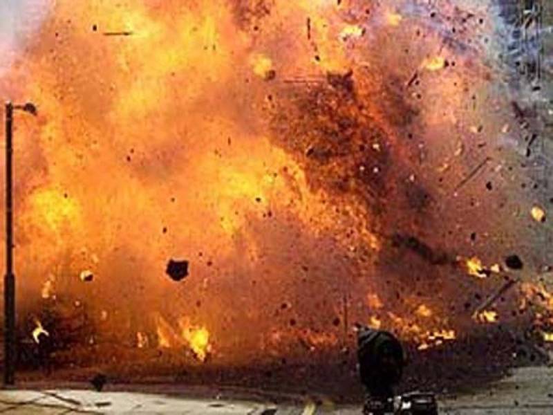  کراچی,گھر , گیس سلینڈر دھماکا، میاں بیوی , بچے زخمی،ہسپتال 