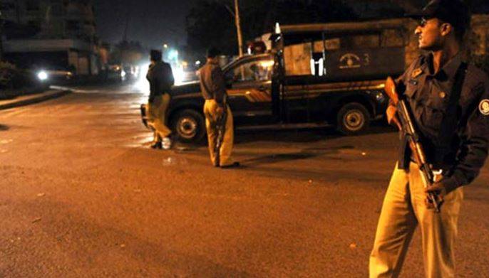 کراچی: مچھر کالونی میں پولیس مقابلہ، مطلوب ملزم گرفتار