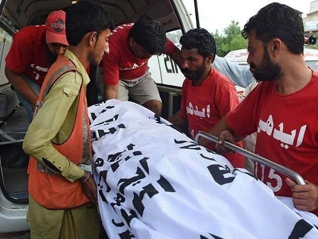 نوشہرہ: نامعلوم افراد کی فائرنگ سے سینئر وکیل قتل