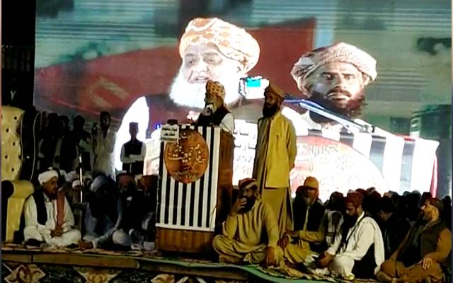 مولانا فضل الرحمان، عمران خان، پارلیمنٹ، قانون سازی،