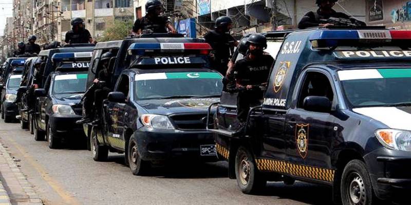 سندھ پولیس نے 300 ڈاکوؤں کے سر کی قیمت مقرر کرنے کی سفارش کردی