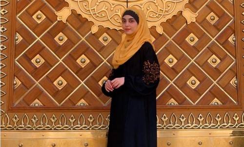 مایا علی نے عمرے کی سعادت حاصل کر لی،تصاویر اور ویڈیوز وائرل