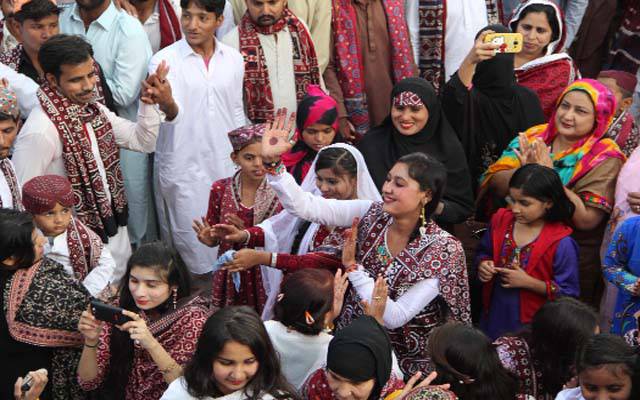 سندھ کے یوم ثقافت پر سیاسی رہنماؤں کی جانب سے نیک تمنائیں اور پیغامات 