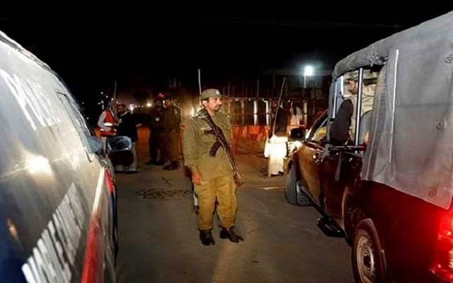 لاہور: پولیس مقابلے میں 2 پولیس اہلکار جاں بحق