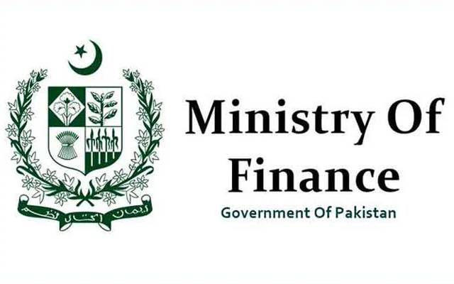 وزیر مملکت برائے خزانہ عائشہ غوث پاشا نے کہا ہے کہ معاشی محاذ پر پریشانی ضرور ہے تاہم ڈیفالٹ کا خطرہ نہیں، آئی ایم ایف سے آئن لائن مذاکرات جاری ہیں، امید ہے نئی قسط جلد مل جائے گی
