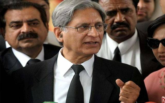 عمران خان اسمبلیاں تحلیل نہیں کریں گے ، اعتزاز احسن