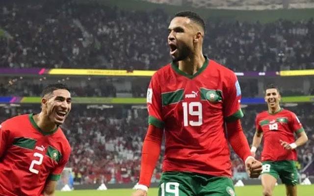 فٹ بال ورلڈ کپ؛ مراکش پرتگال کو اپ سیٹ شکست دے کر سیمی فائنل میں پہنچ گیا