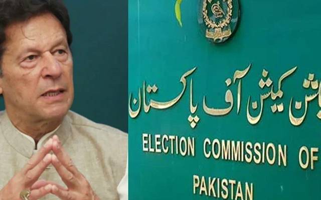 الیکشن کمیشن نے عمران خان کی پریس کانفرنس کا نوٹس لے لیا، الیکشن کمیشن نے پیمرا سے گزشتہ روز کی تقریرکا سکرپٹ مانگ لیا۔ پیمرا کو آج ہی تقریر کا اسکرپٹ فراہم کرنے کی ہدایت کر دی