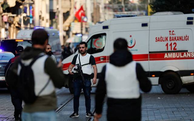 ترکیہ: کار بم دھماکے میں 8 پولیس اہلکار زخمی