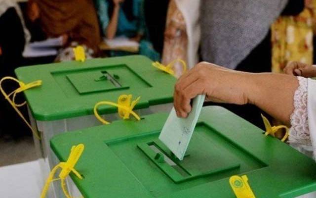 الیکشن کمیشن آف پاکستان نے کہا ہے کہ اسمبلی تحلیل ہوئی تو نیا مینڈیٹ 5 سال کیلئے ہوگا