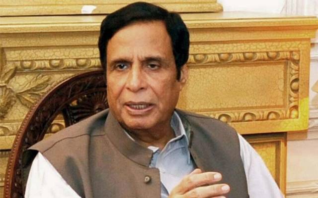 وزیراعلیٰ پنجاب پرویز الہٰی سے وزیراعلیٰ آفس میں وائس چیئرمین اوورسیز پاکستانیز کمیشن پنجاب مخدوم سید طارق محمود نے ملاقات کی، جس میں بیرون ملک مقیم پاکستانیوں کے مسائل کے حل کے لئے کئے گئے اقدامات پر تبادلہ خیال کیا گیا