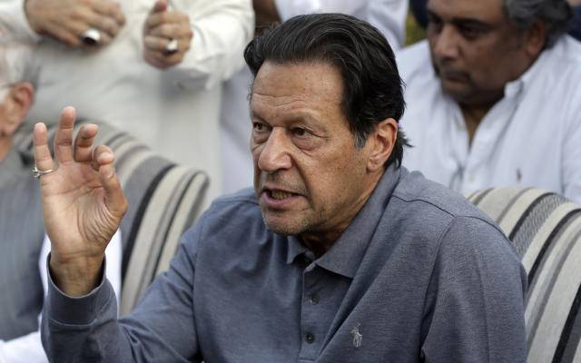 وزیراعلیٰ پنجاب کے اعتماد کا ووٹ لینے کے معاملے پر تحریک انصاف اور ق لیگ کی صوبائی پارلیمانی پارٹیز کا مشترکہ اجلاس 2 جنوری کو ہوگا جب کہ دونوں جماعتوں نے بیرون ملک ارکان کو بھی واپس آنے کی ہدایت کر دی