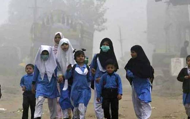 موسم سرما کی چھٹیاں بڑھانے کا حکم ، نوٹیفیکیشن جاری نہ ہوسکا