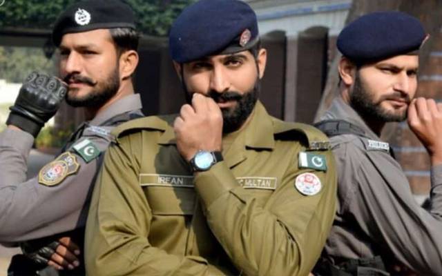 وزیراعلیٰ کاپولیس وردی تبدیلی کا نعرہ سچ نہ ہوسکا