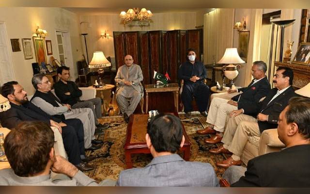 سابق صدر آصف علی زرداری، حکومتی اتحادیوں، اجلاس بے نتیجہ ختم، 