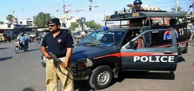 کراچی: ڈاکوؤں نے کالج میں پروفیسر کو لوٹ لیا