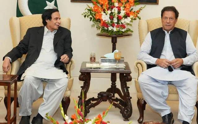 کیا پنجاب اسمبلی تحلیل کر کے عمران خان اور پرویز الہی سیاسی خودکشی کے راستے پر گامزن ہوگئے؟ کیا الیکشن کمیشن ملک میں صاف و شفاف انتخابات کروا پائے گی؟ اہم سوالات کھڑے ہوگئے