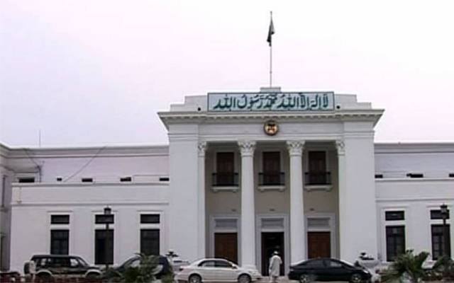 نگران وزیر اعلیٰ خیبر پختونخوا کی تعیناتی کا معاملہ ، محمود خان اور اپوزیشن لیڈر اکرم درانی میں ملاقات طے 
