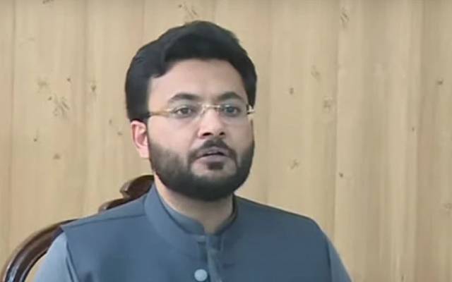 فواد چودھری کو چھڑانے کی کوشش میں فرخ حبیب کیخلاف مقدمہ درج