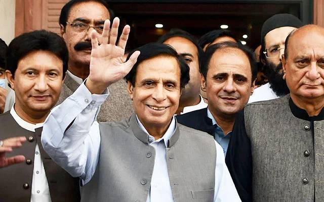 چودھری پرویز الٰہی، وجاہت حسین سمیت دیگر نے ممکنہ گرفتاری کیخلاف لاہور ہائیکورٹ سے رجوع کرلیا