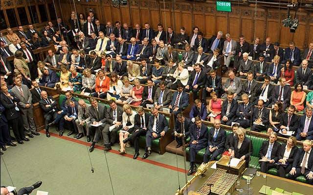 برطانوی رکن پارلیمنٹ نے پاکستانی صحافیوں اور برٹش پاکستانیوں سے متعلق بیان واپس لے لیا اوراپنے مبینہ بیان پر معافی مانگ لی۔
