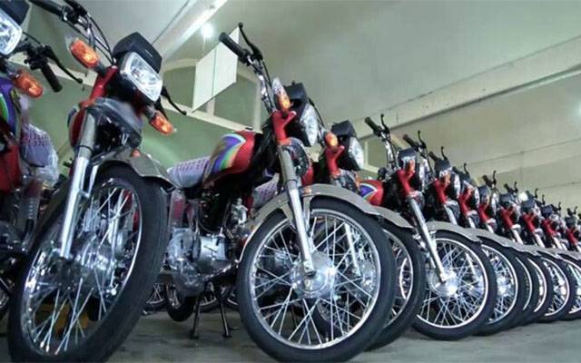 ڈالر کے مقابلے میں روپے کی قدر میں کمی، چائنیز موٹرسائیکلوں کی قیمتوں میں بھی بھونچال